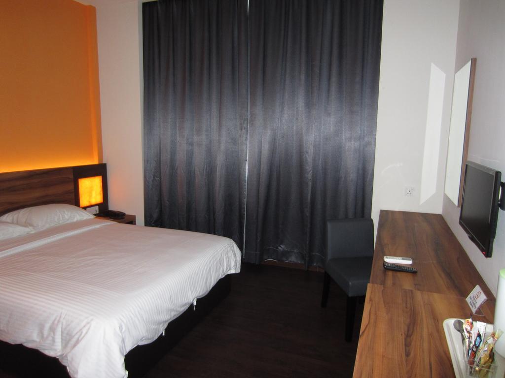 Waterfront Boutique Hotel Port Dickson Exterior foto